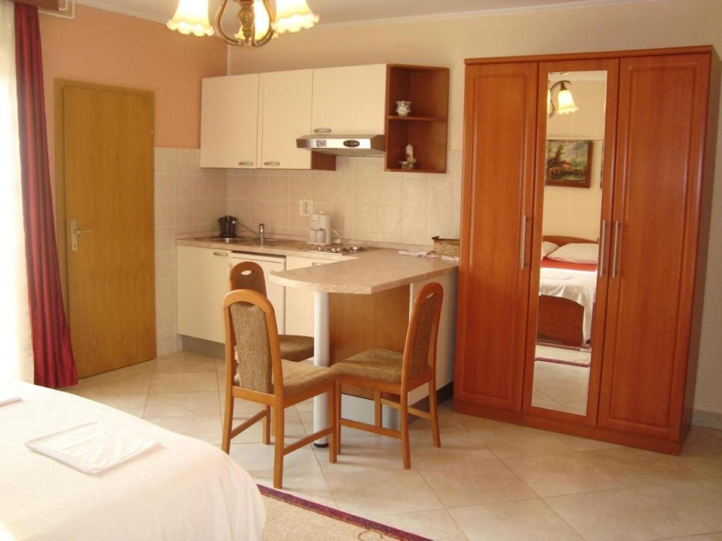 Apartment Marie Omišalj Esterno foto